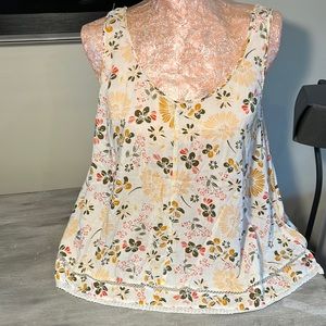Beautiful Flowing Floral Sleeveless Peasant Top Small
